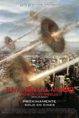 Invasión hollywoodense: Atraídos por la destrucción Invasion-del-mundo-batalla-angeles-poster